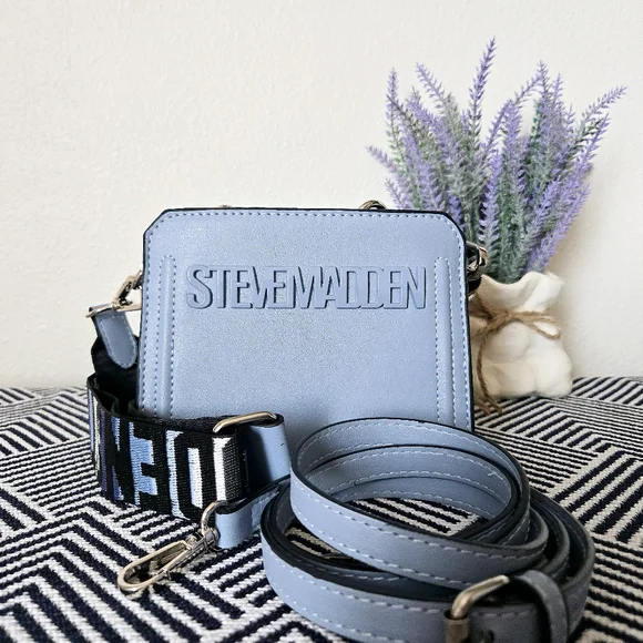 COPY - Steve Madden Blue Crossbody Bag - Picture 2 of 11